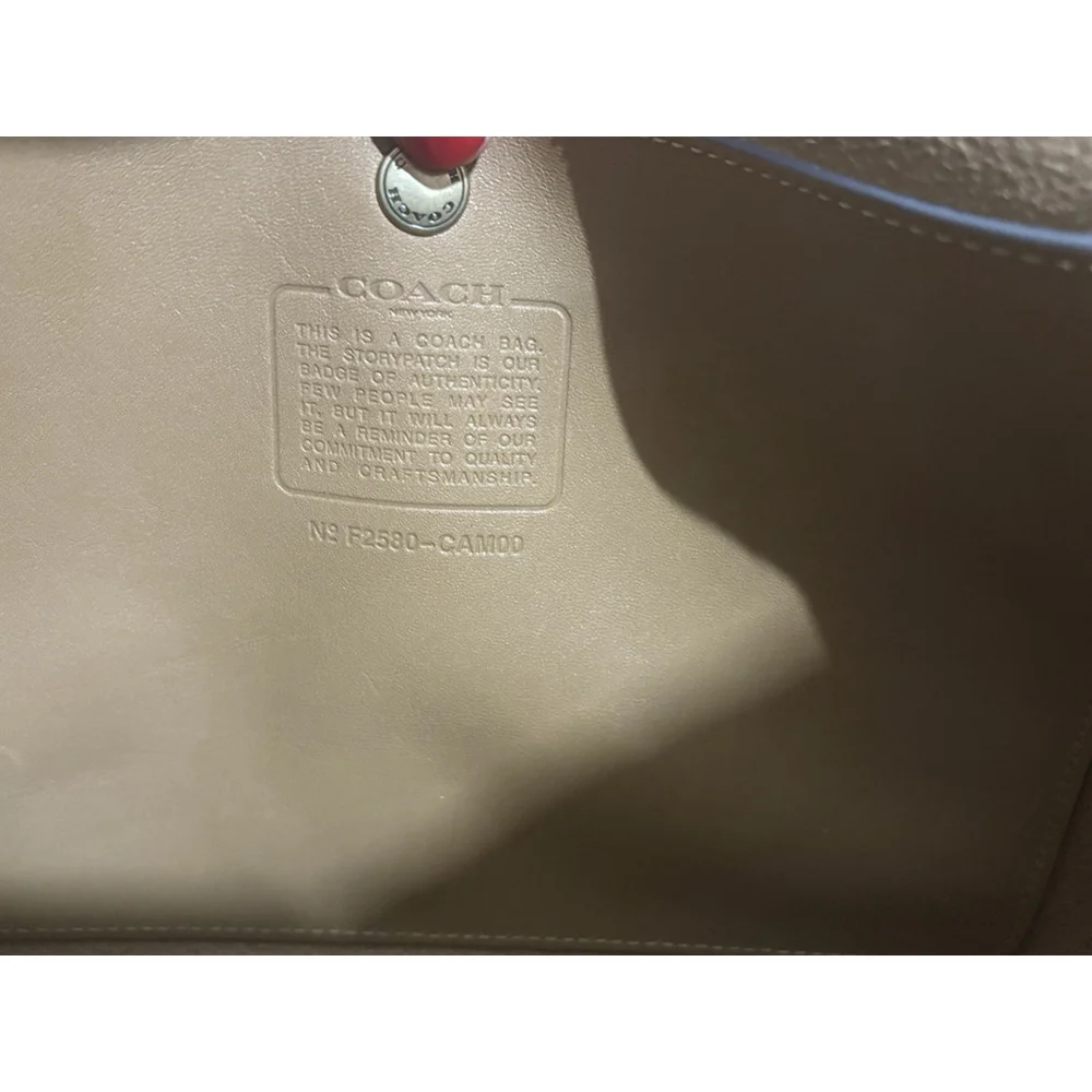 Coach Gramercy Tote Bag in Tan Honey Brown Smooth Natural Grain Leather